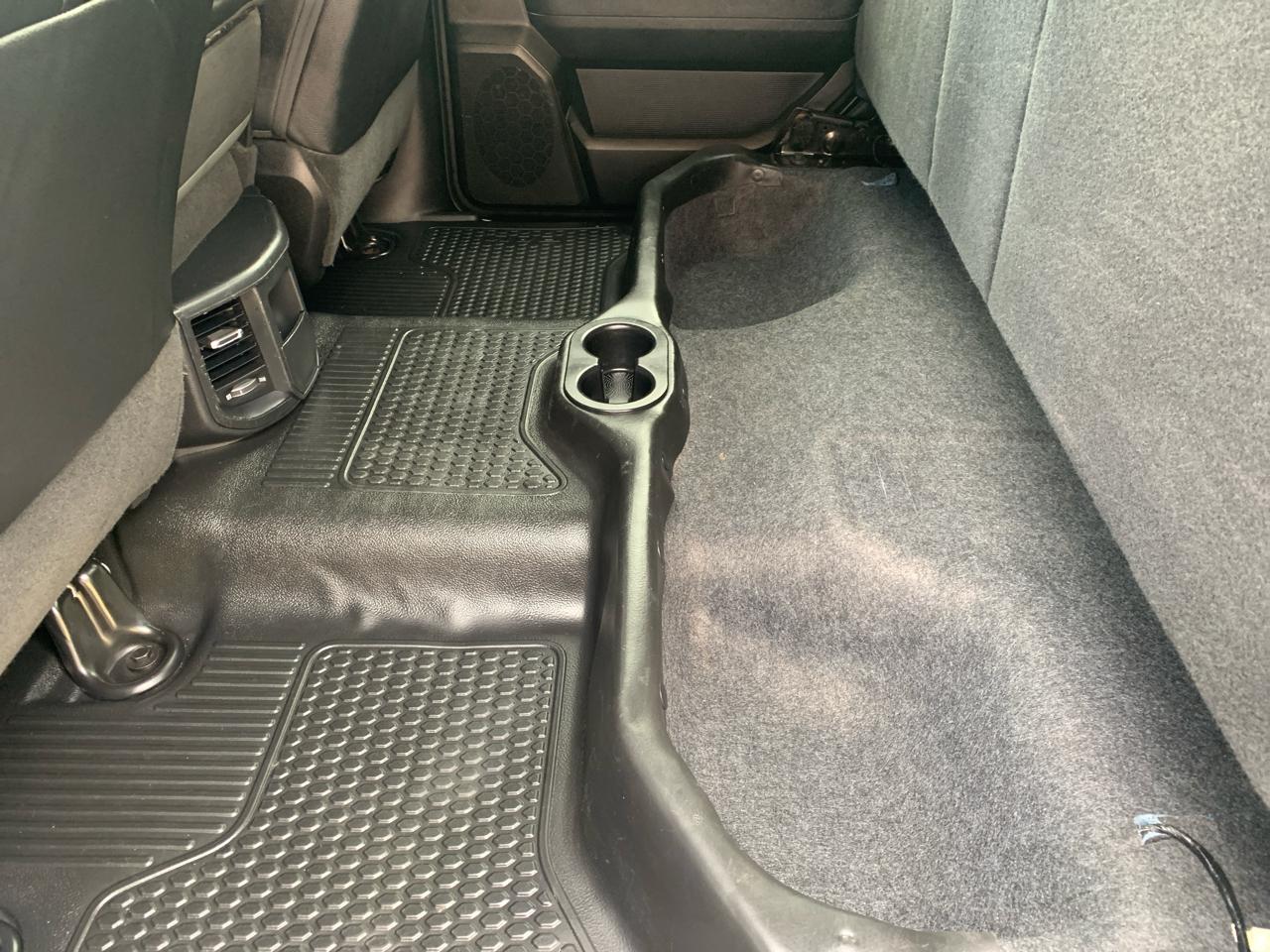 RAM 2500 Tradesman 4x4 Crew Cab 8' Box 2022