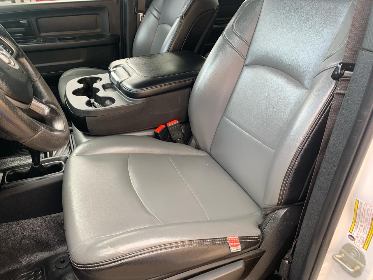 RAM 2500 Tradesman 4x4 Crew Cab 8' Box 2022