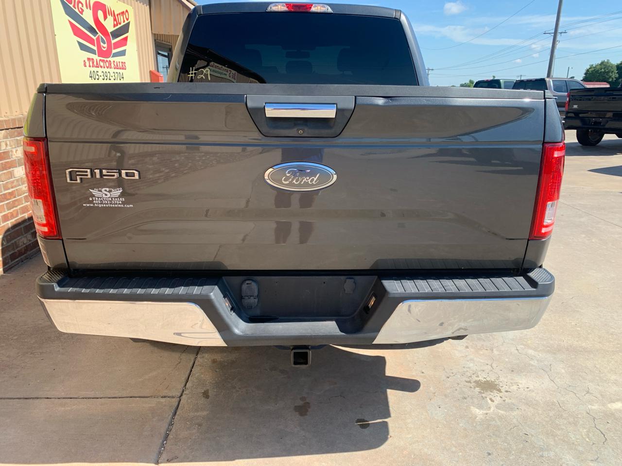 Ford F-150 4WD SuperCrew 145" Lariat 2015