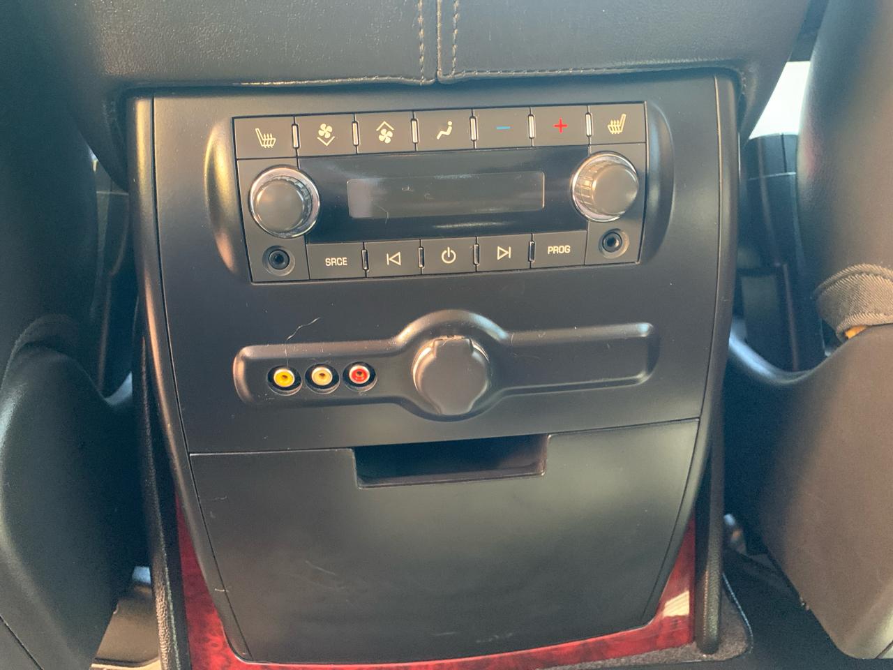 Cadillac Escalade 2WD 4dr Luxury 2011