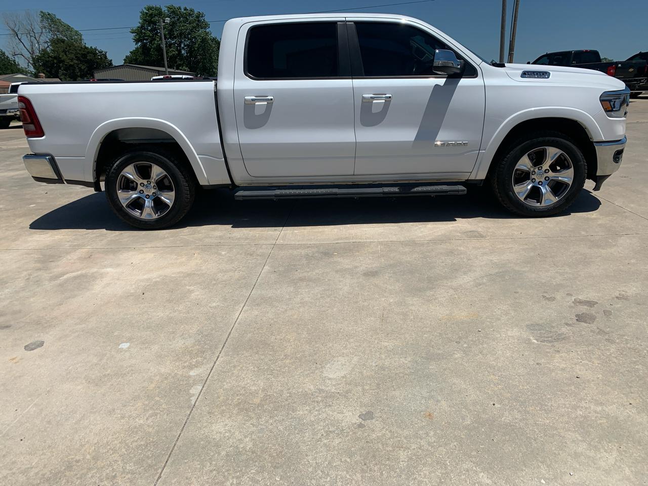 RAM 1500 Laramie 4x4 Crew Cab 5'7" Box 2019