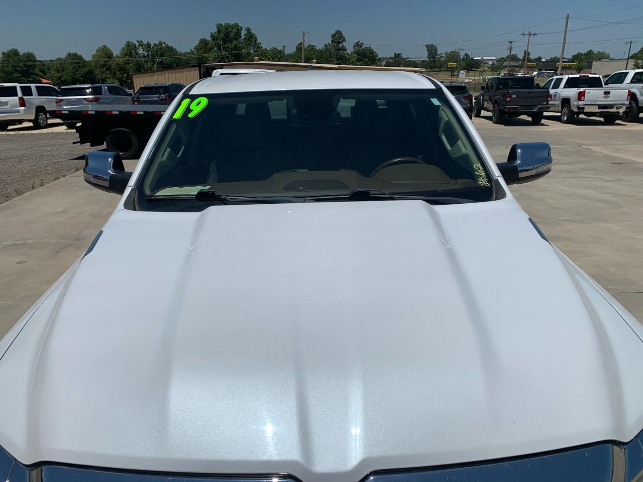RAM 1500 Laramie 4x4 Crew Cab 5'7" Box 2019