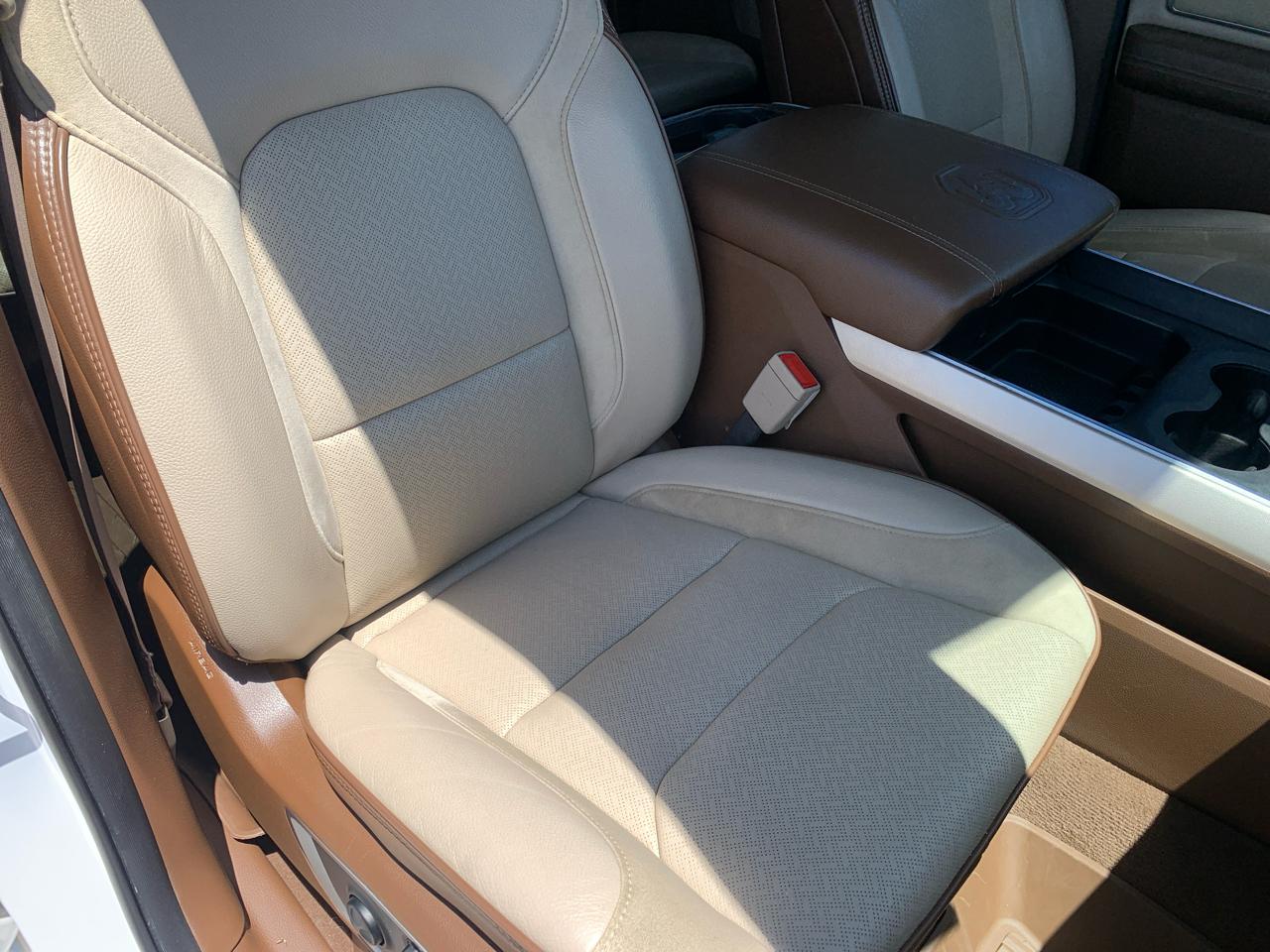 RAM 1500 Laramie 4x4 Crew Cab 5'7" Box 2019