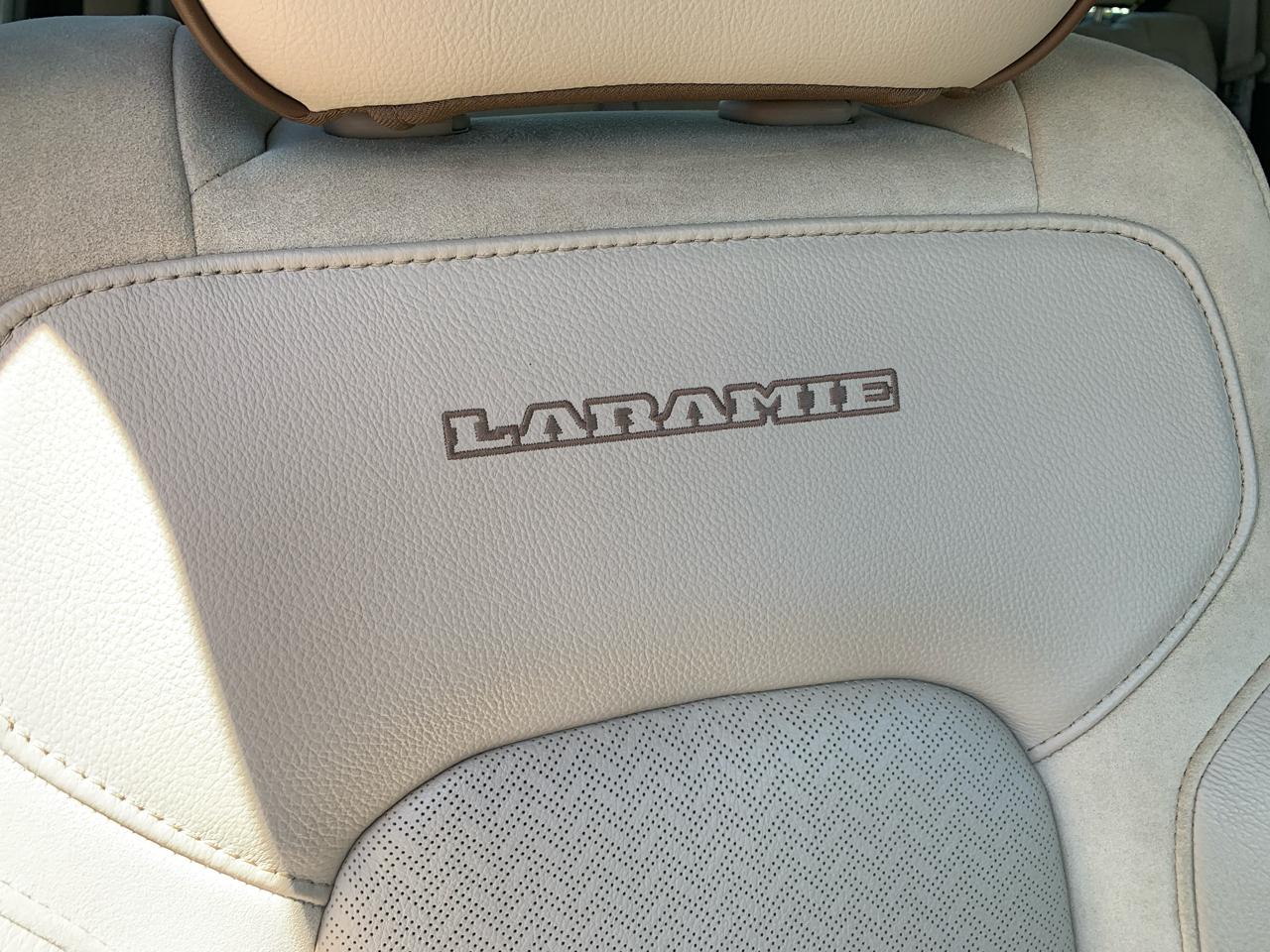 RAM 1500 Laramie 4x4 Crew Cab 5'7" Box 2019