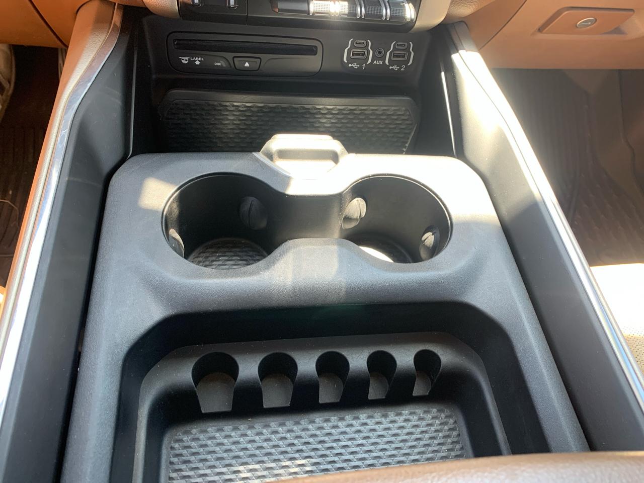 RAM 1500 Laramie 4x4 Crew Cab 5'7" Box 2019