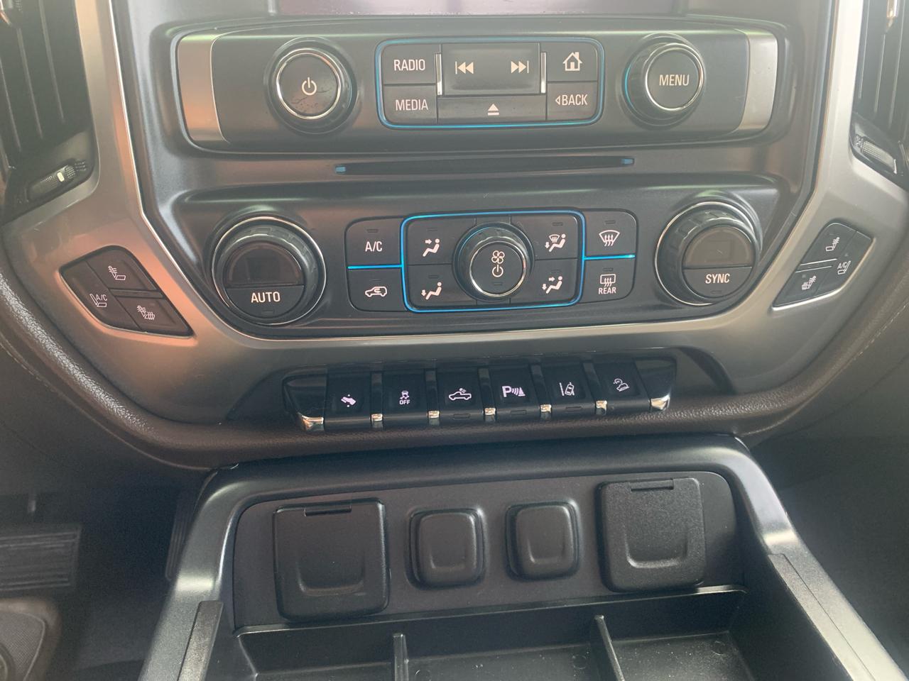 Chevrolet Silverado 1500 4WD Crew Cab 143.5" LTZ w/2LZ 2015
