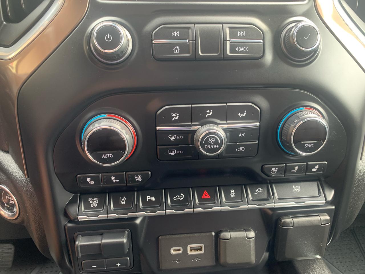 Chevrolet Silverado 2500HD 4WD Crew Cab 159" High Country 2020