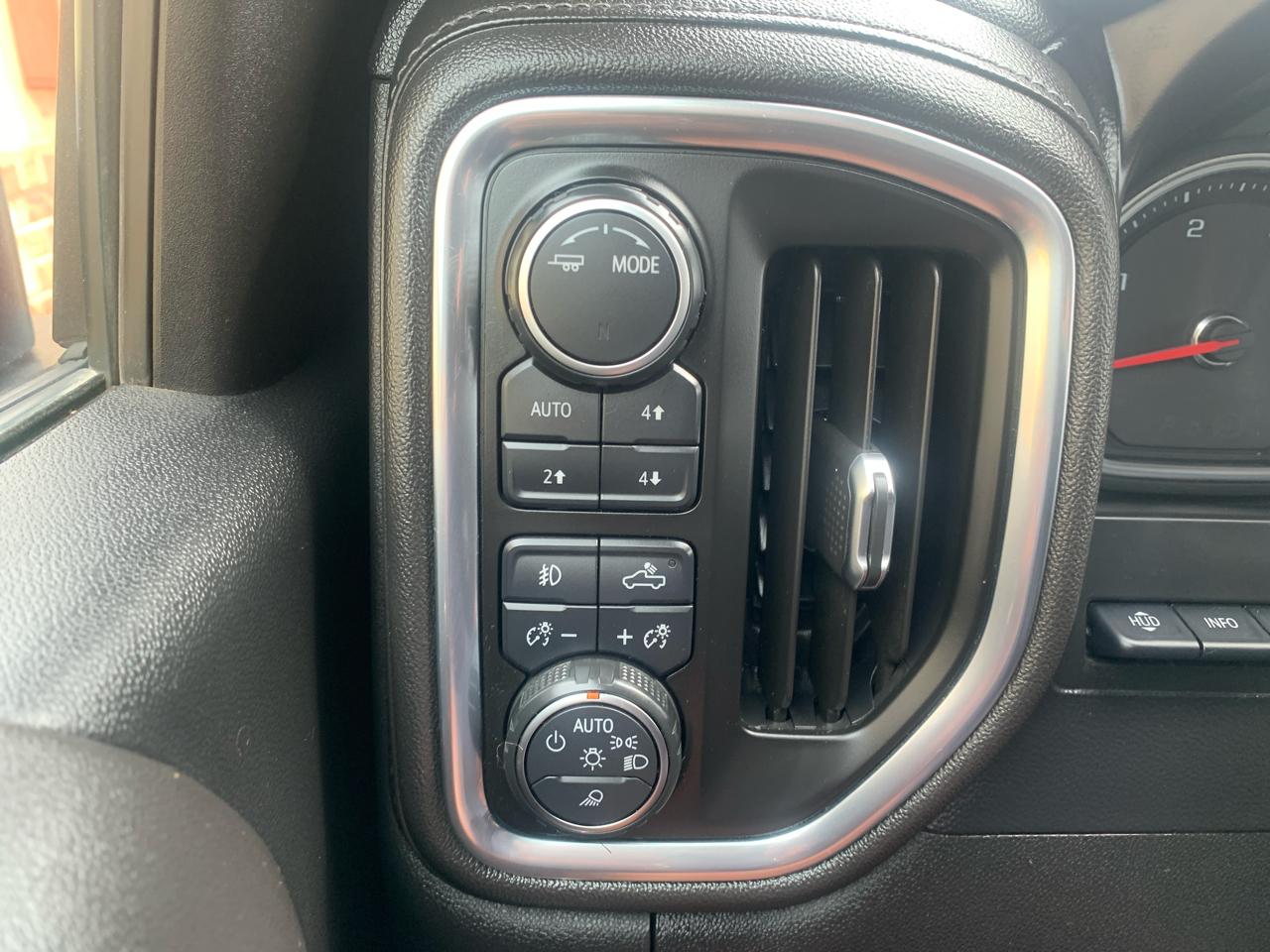 Chevrolet Silverado 2500HD 4WD Crew Cab 159" High Country 2020