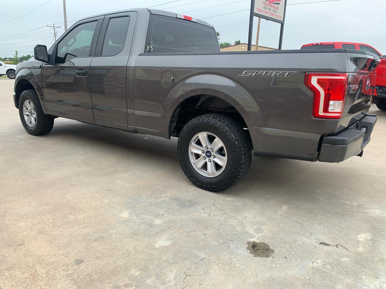 Ford F-150 2WD SuperCab 145" XL 2016