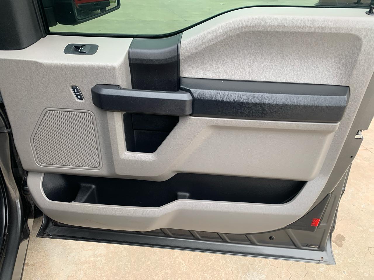 Ford F-150 2WD SuperCab 145" XL 2016