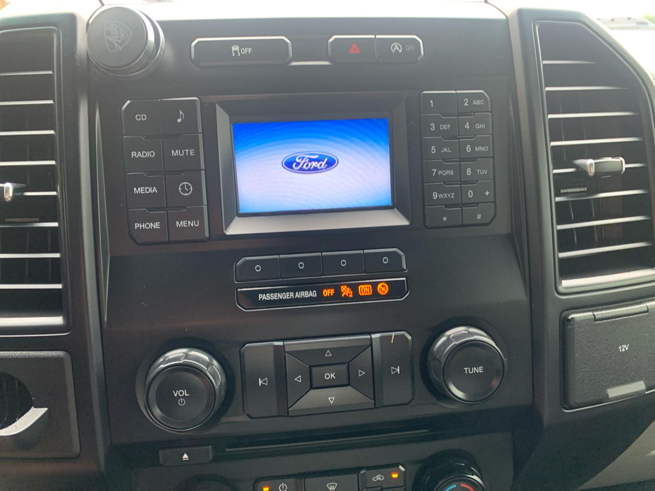 Ford F-150 2WD SuperCab 145" XL 2016