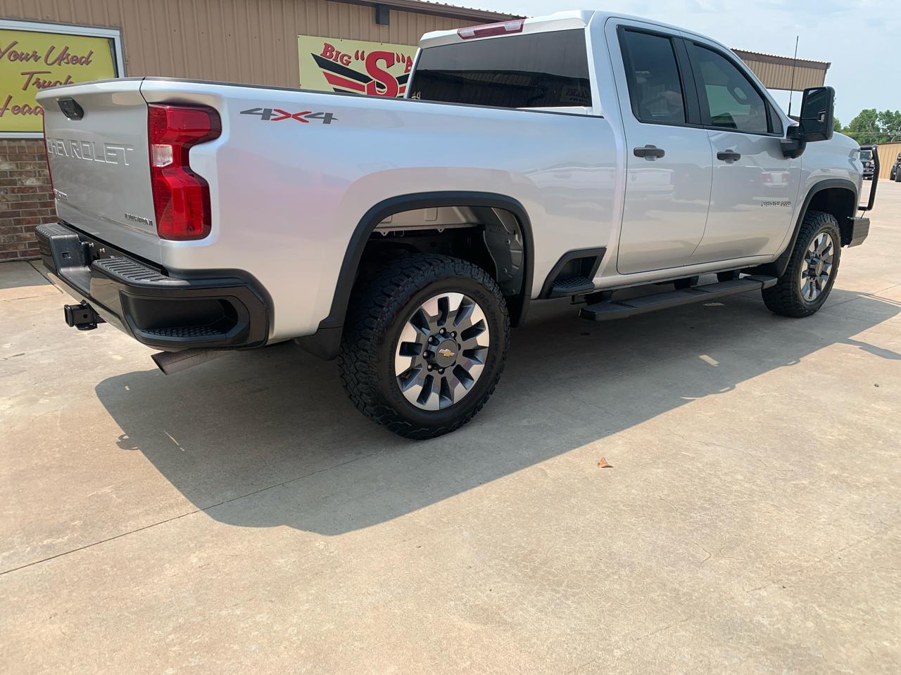 Chevrolet Silverado 2500HD 4WD Double Cab 149" Custom 2022