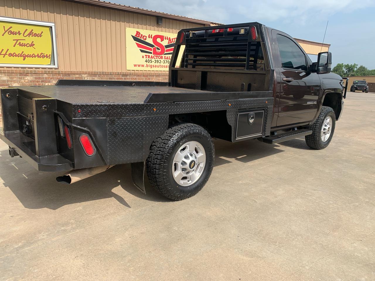 Chevrolet Silverado 2500HD 4WD Reg Cab 133.6" LT 2016