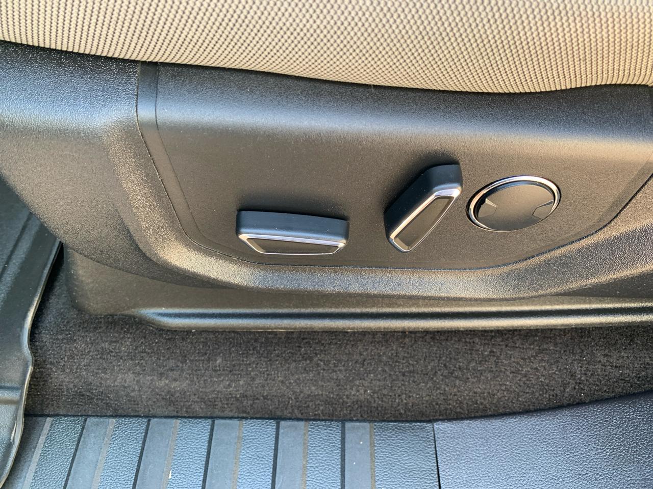 Ford F-150 4WD SuperCrew 139" XLT 2018