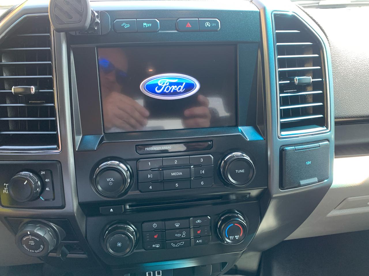 Ford F-150 4WD SuperCrew 139" XLT 2018