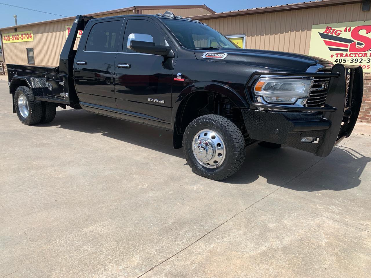 RAM 3500 Laramie 4x4 Crew Cab 8' Box 2022