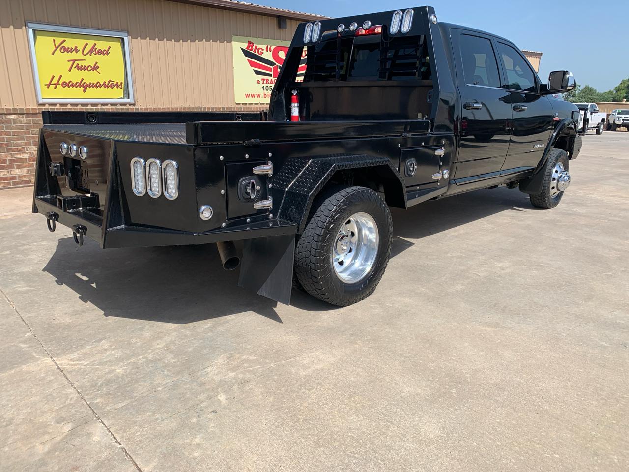 RAM 3500 Laramie 4x4 Crew Cab 8' Box 2022