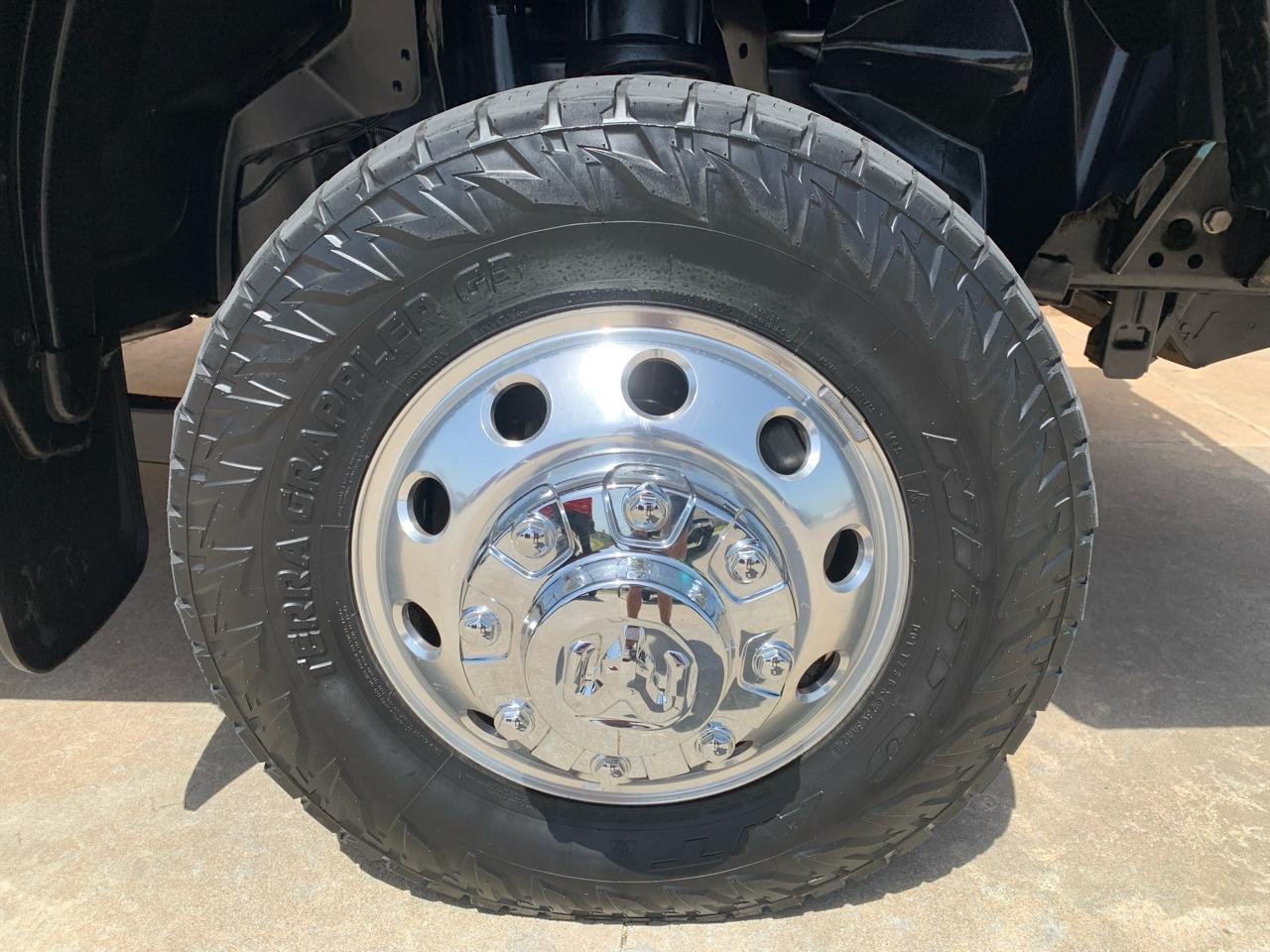 RAM 3500 Laramie 4x4 Crew Cab 8' Box 2022