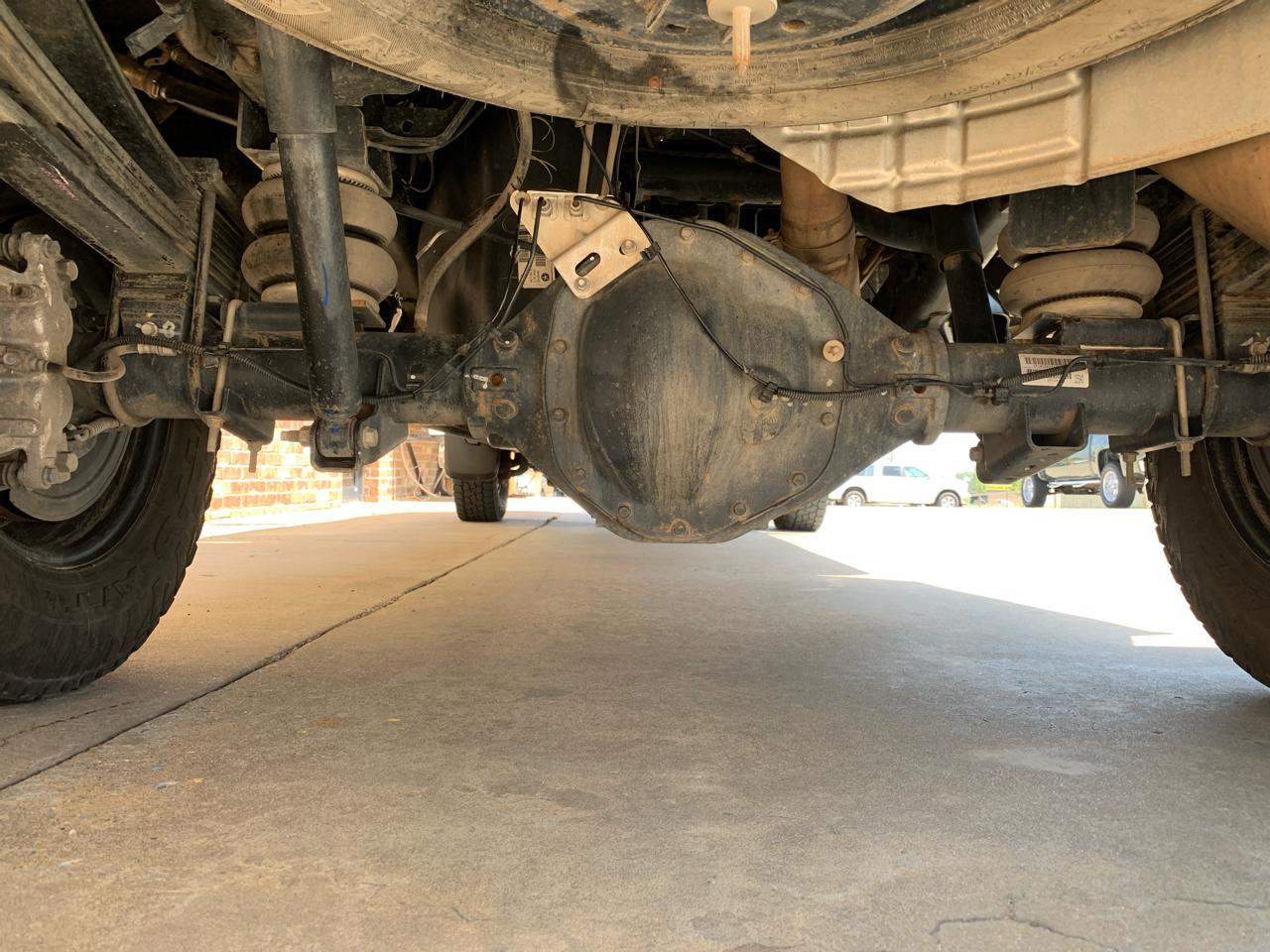 RAM 3500 Laramie 4x4 Crew Cab 8' Box 2022