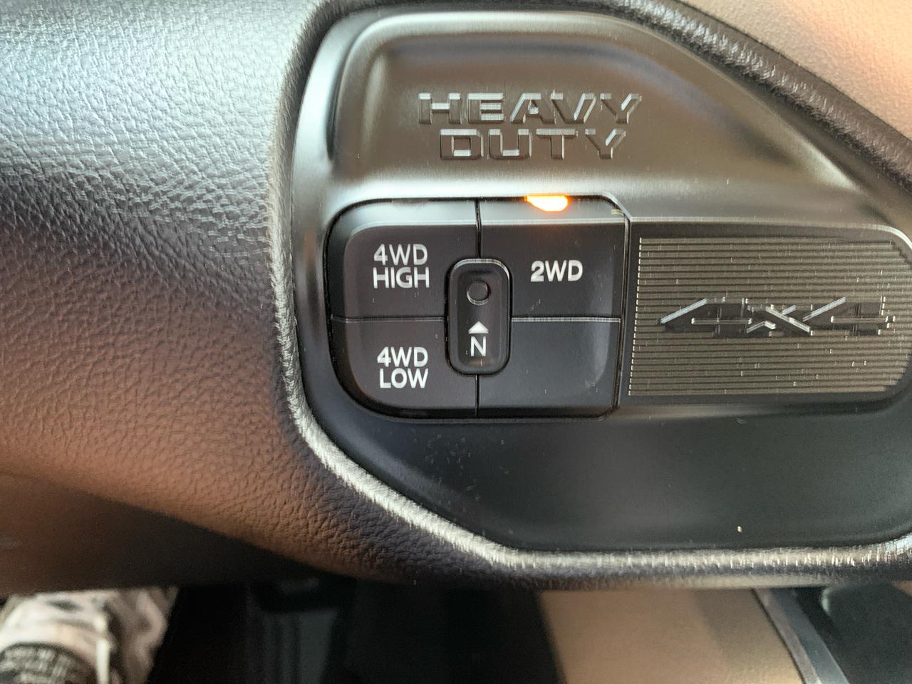 RAM 3500 Laramie 4x4 Crew Cab 8' Box 2022