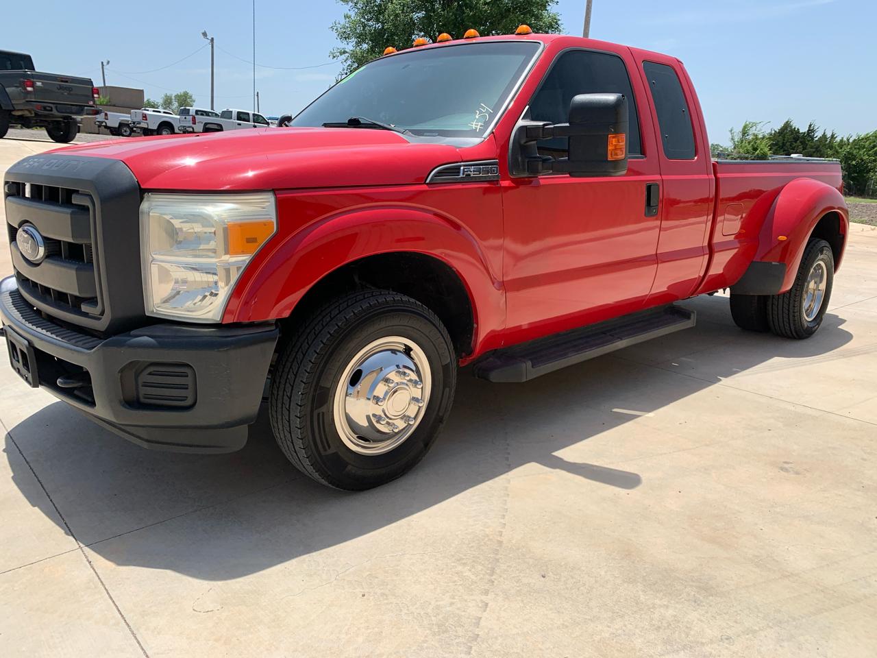 Ford Super Duty F-350 DRW 2WD SuperCab 158" Lariat 2015