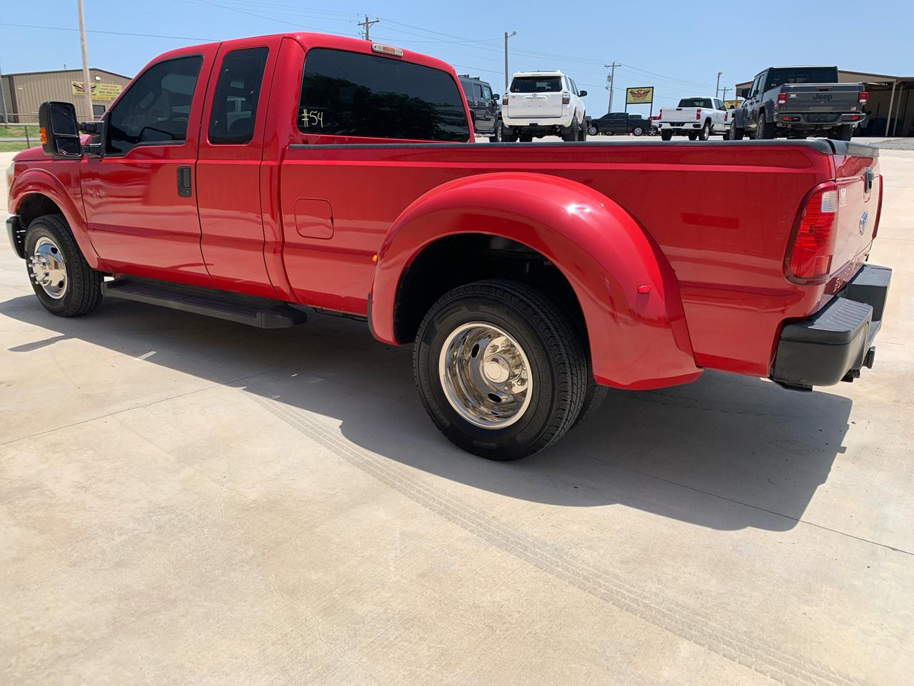 Ford Super Duty F-350 DRW 2WD SuperCab 158" Lariat 2015
