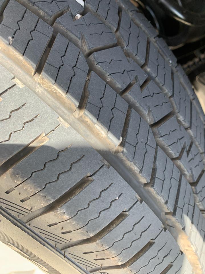 Ford Super Duty F-350 DRW XL 4WD Crew Cab 179" WB 60" CA 2017