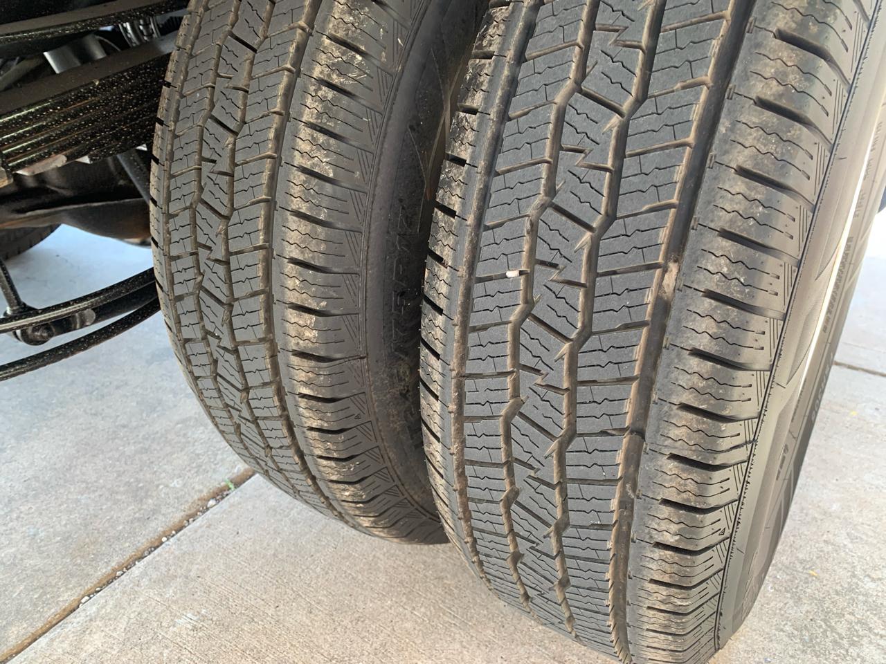 Ford Super Duty F-350 DRW XL 4WD Crew Cab 179" WB 60" CA 2017