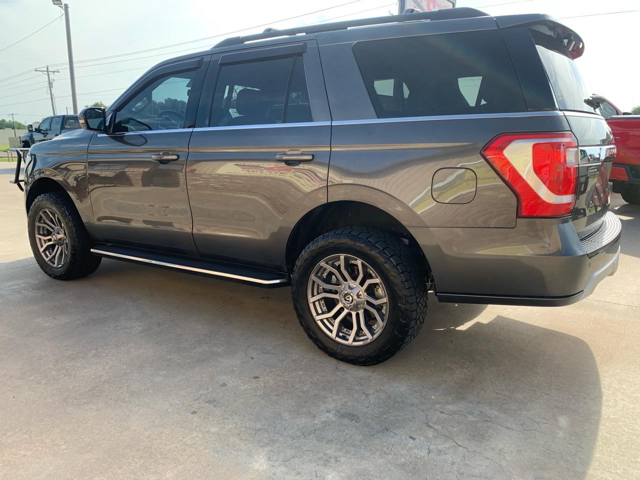 Ford Expedition XLT 4x2 2020