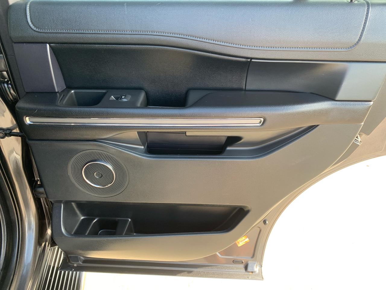 Ford Expedition XLT 4x2 2020