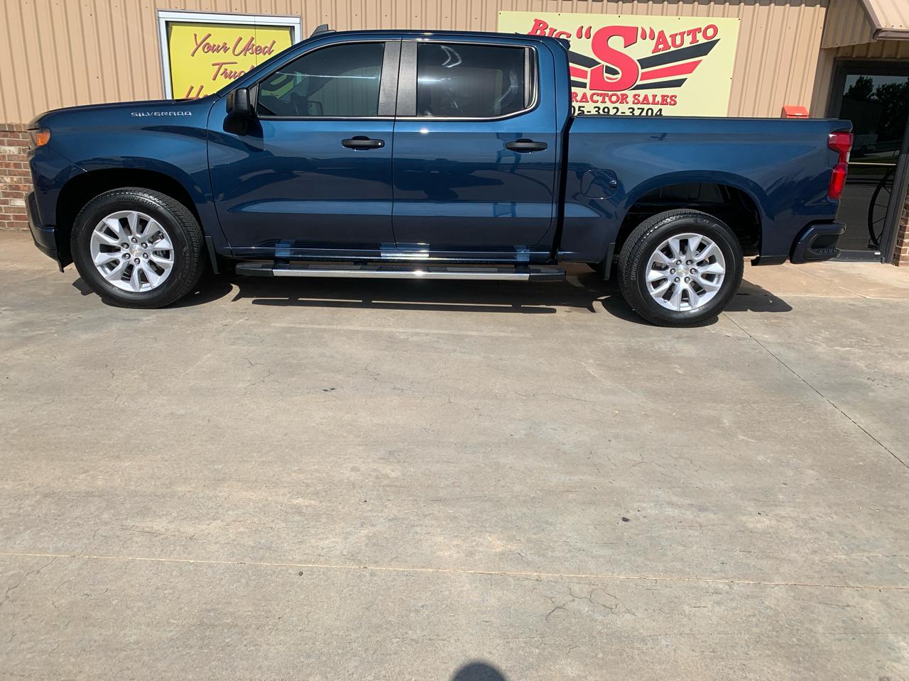 Chevrolet Silverado 1500 2WD Crew Cab 147" Custom 2021