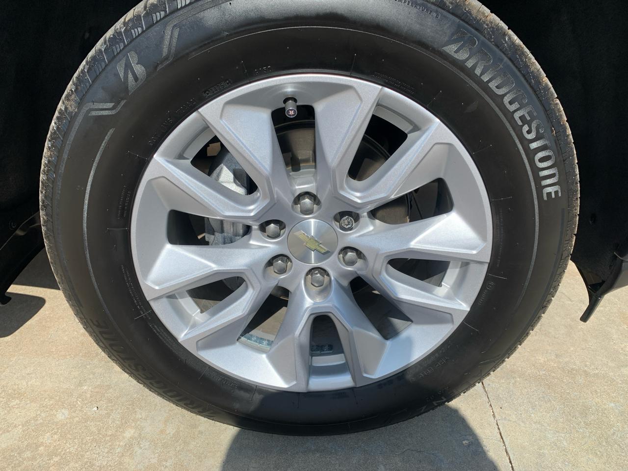 Chevrolet Silverado 1500 2WD Crew Cab 147" Custom 2021
