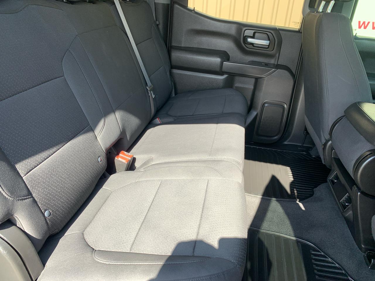 Chevrolet Silverado 1500 2WD Crew Cab 147" Custom 2021