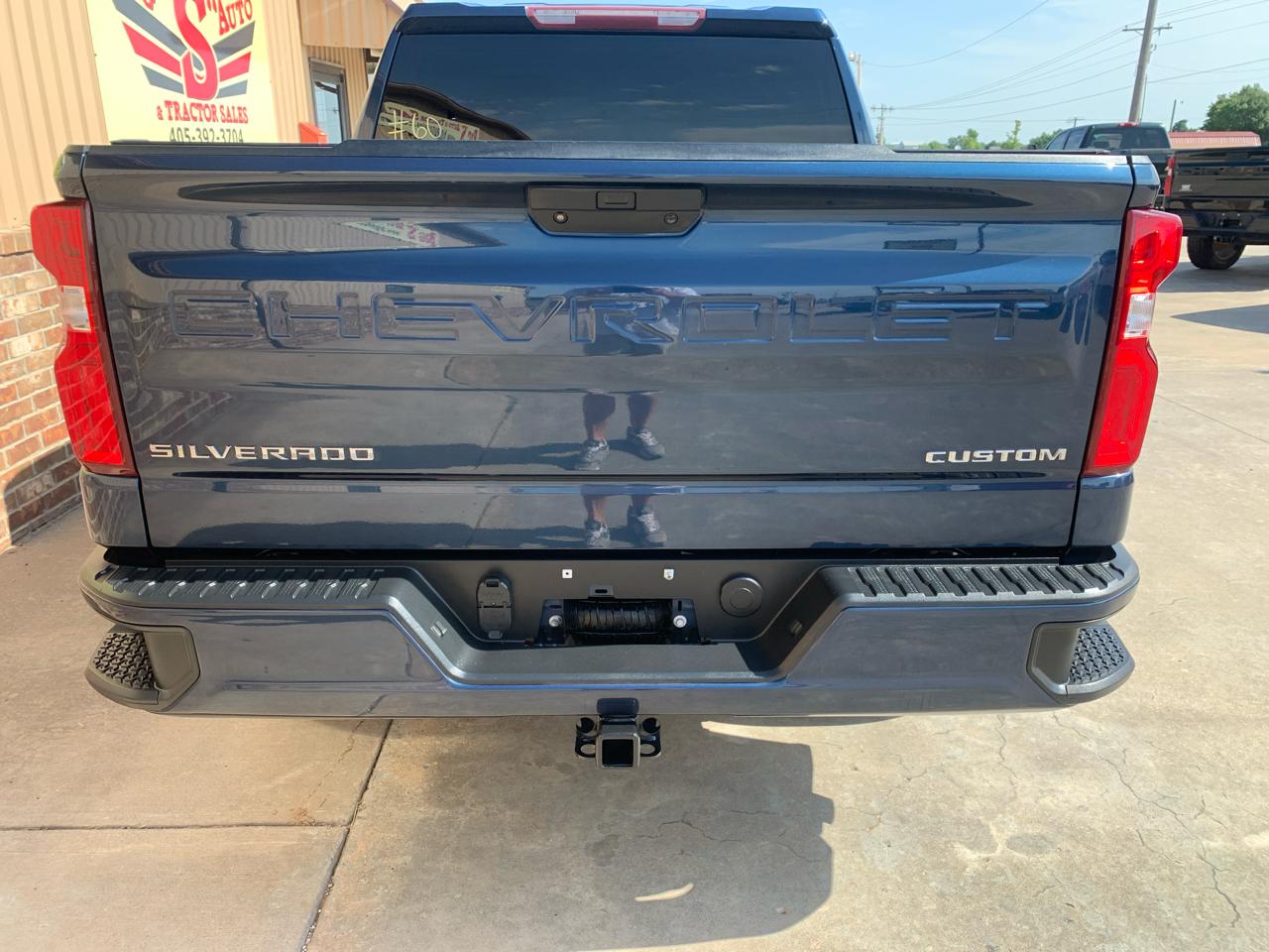 Chevrolet Silverado 1500 2WD Crew Cab 147" Custom 2021