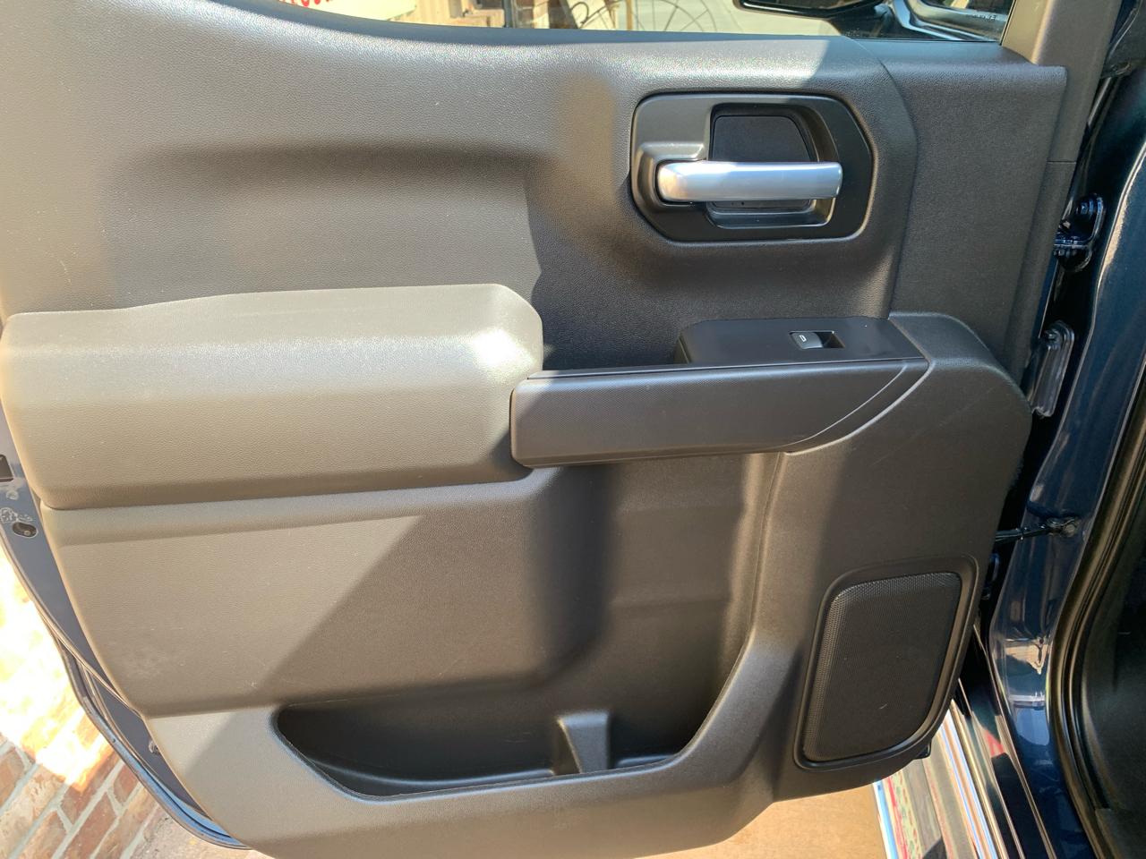 Chevrolet Silverado 1500 2WD Crew Cab 147" Custom 2021