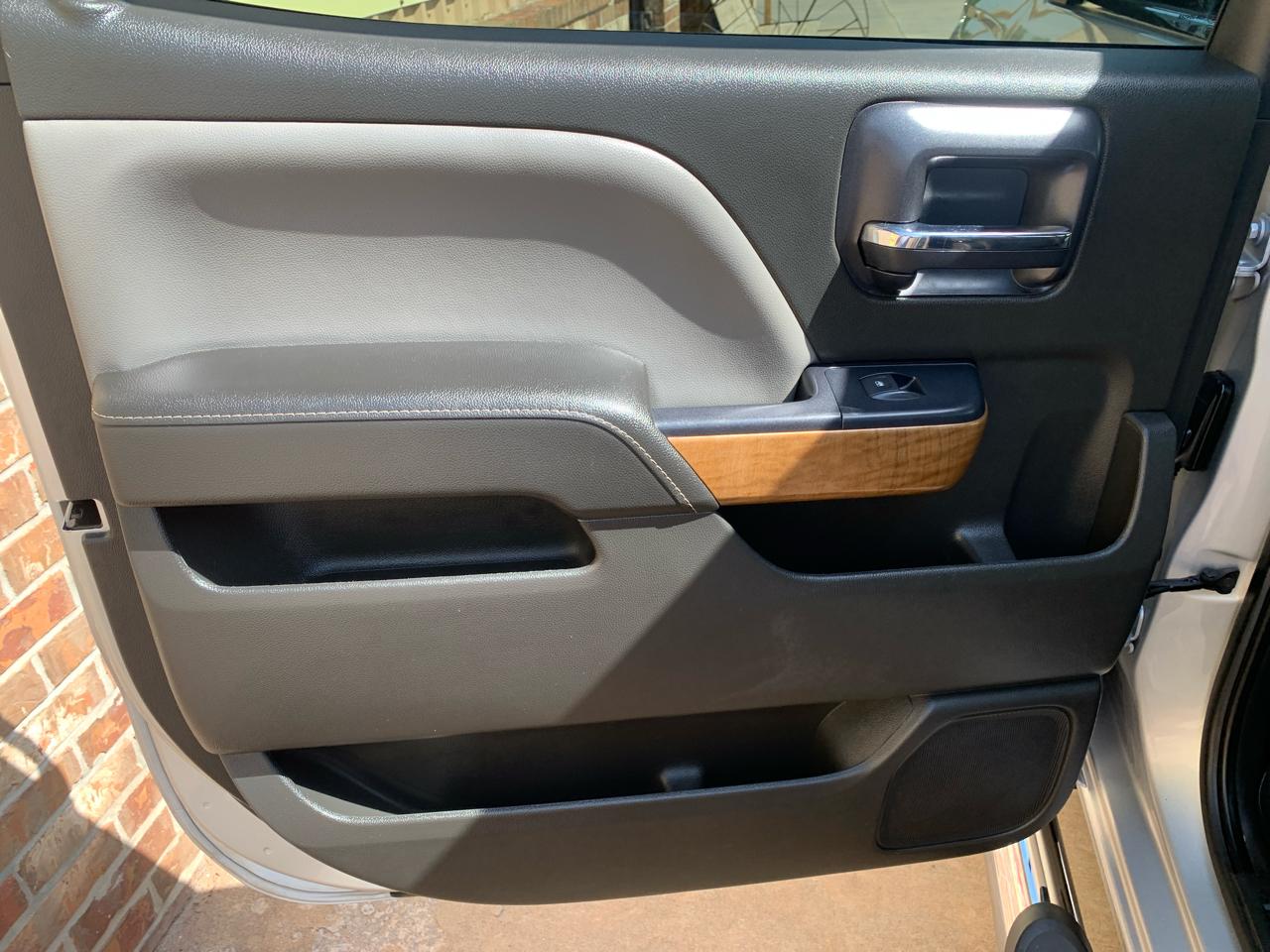 Chevrolet Silverado 1500 4WD Crew Cab 143.5" LTZ w/1LZ 2015