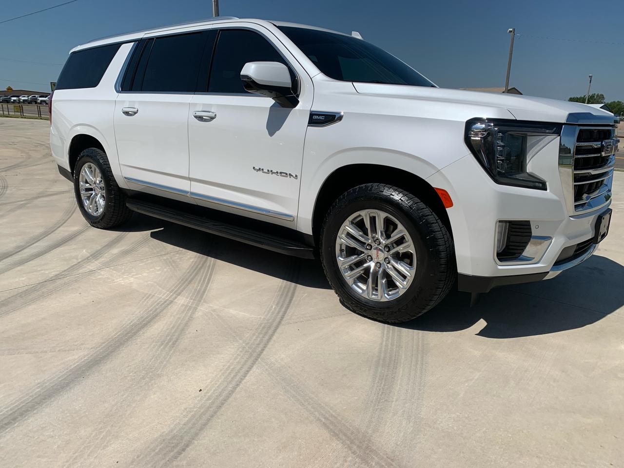 GMC Yukon XL 4WD 4dr SLT 2021