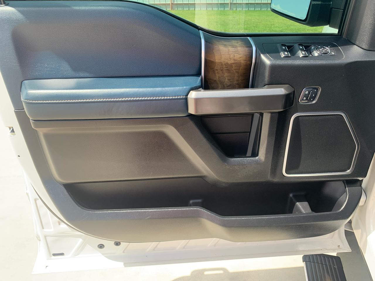 Ford F-150 4WD SuperCrew 145" Limited 2018