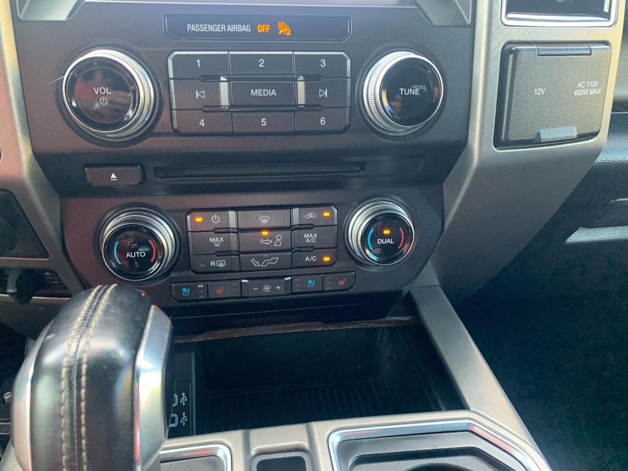Ford F-150 4WD SuperCrew 145" Limited 2018