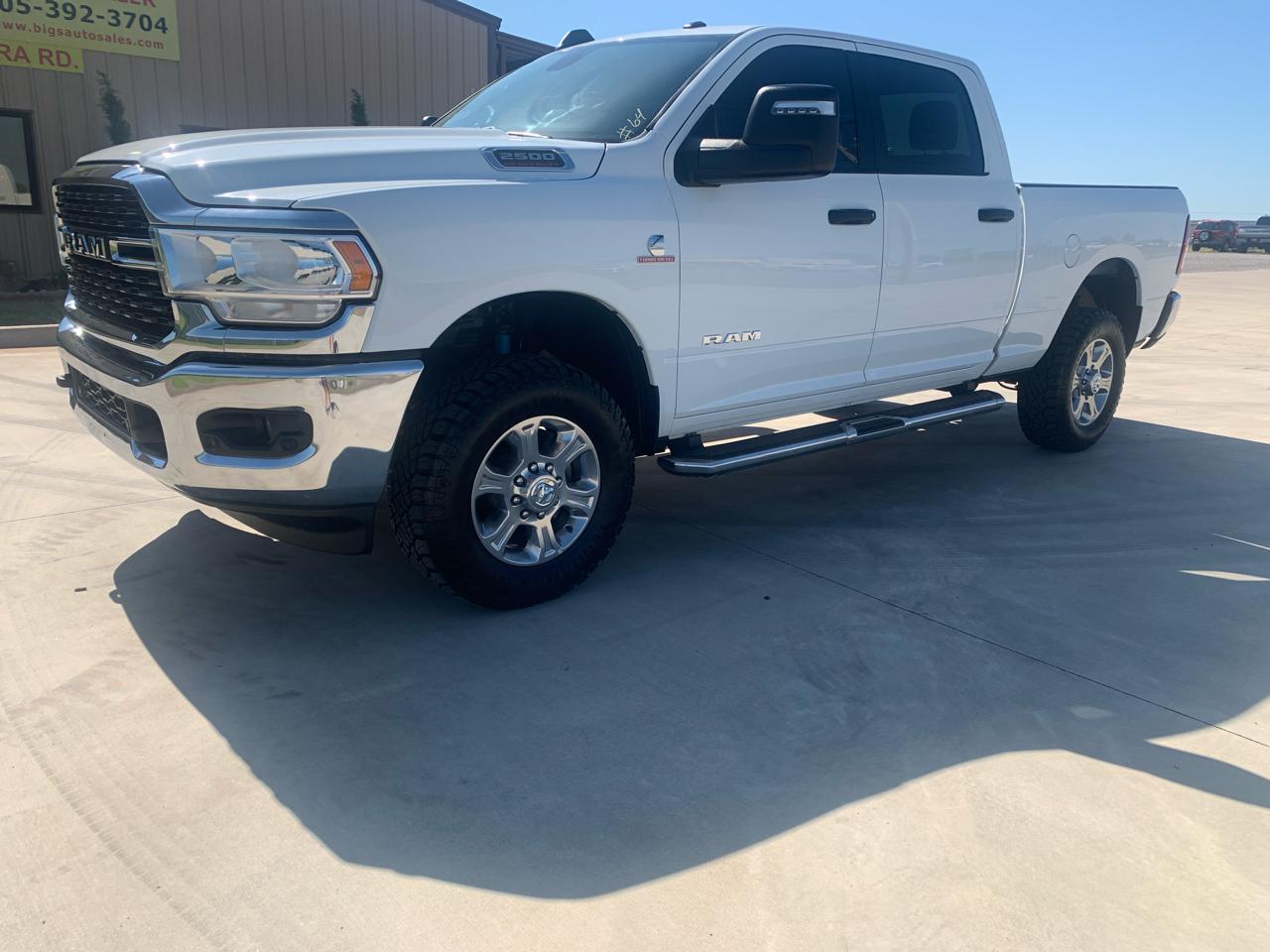 RAM 2500 Big Horn 4x4 Crew Cab 6'4" Box 2024