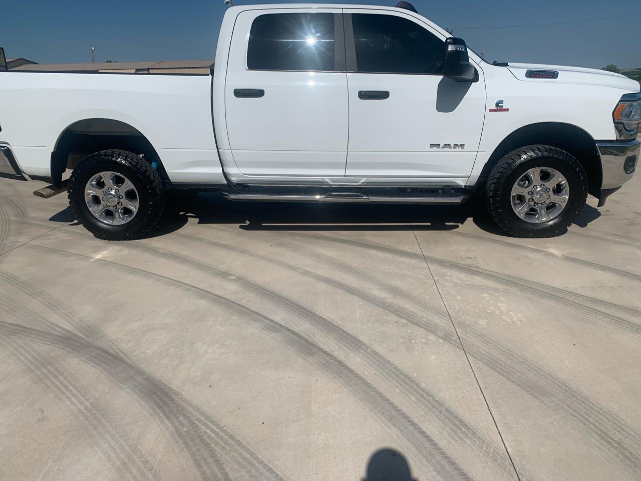 RAM 2500 Big Horn 4x4 Crew Cab 6'4" Box 2024