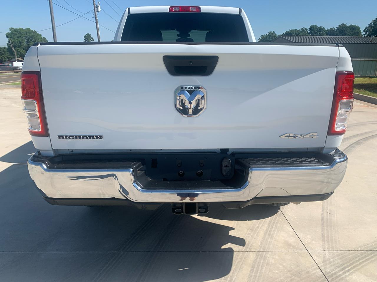 RAM 2500 Big Horn 4x4 Crew Cab 6'4" Box 2024
