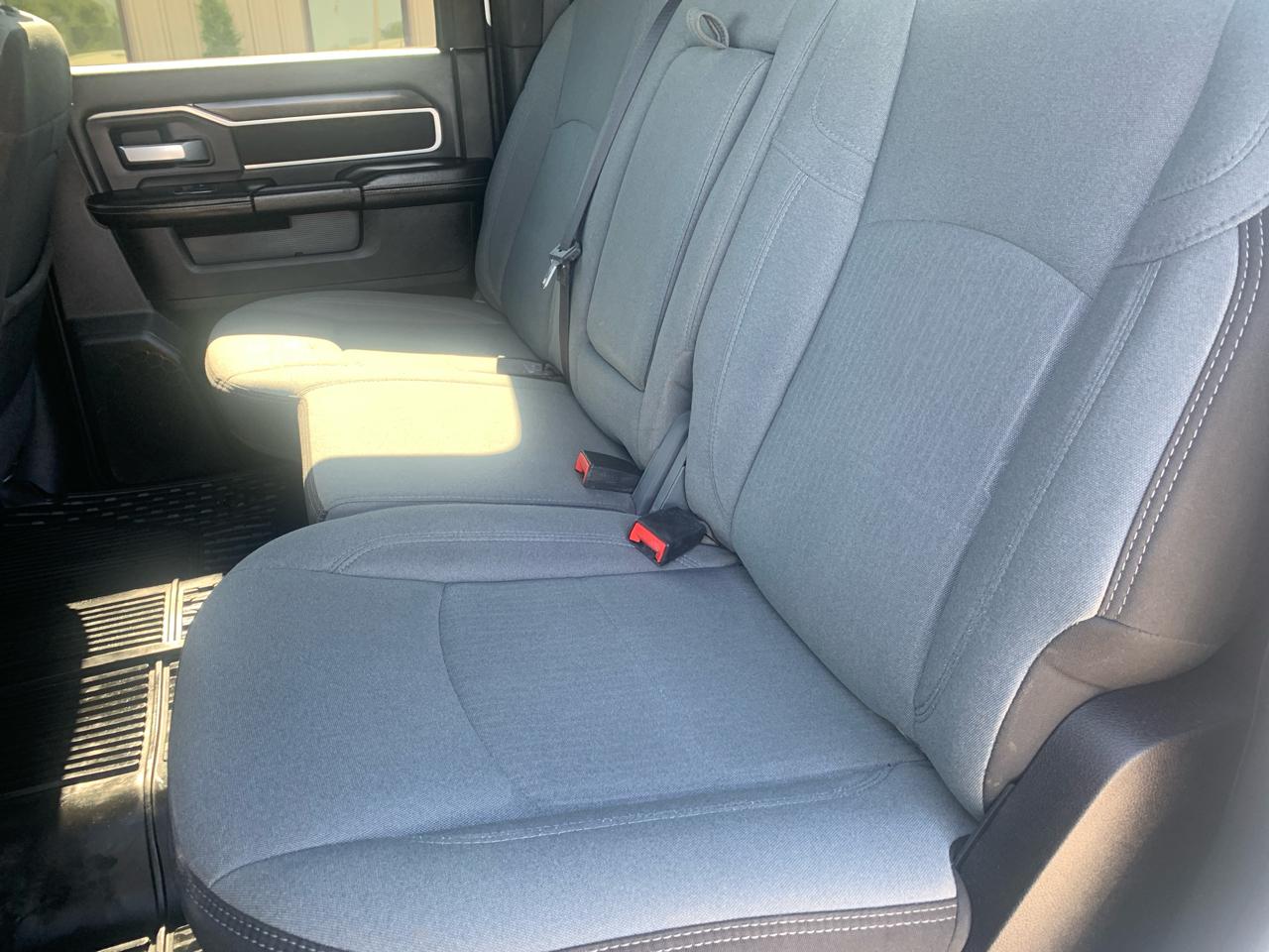 RAM 2500 Big Horn 4x4 Crew Cab 6'4" Box 2024