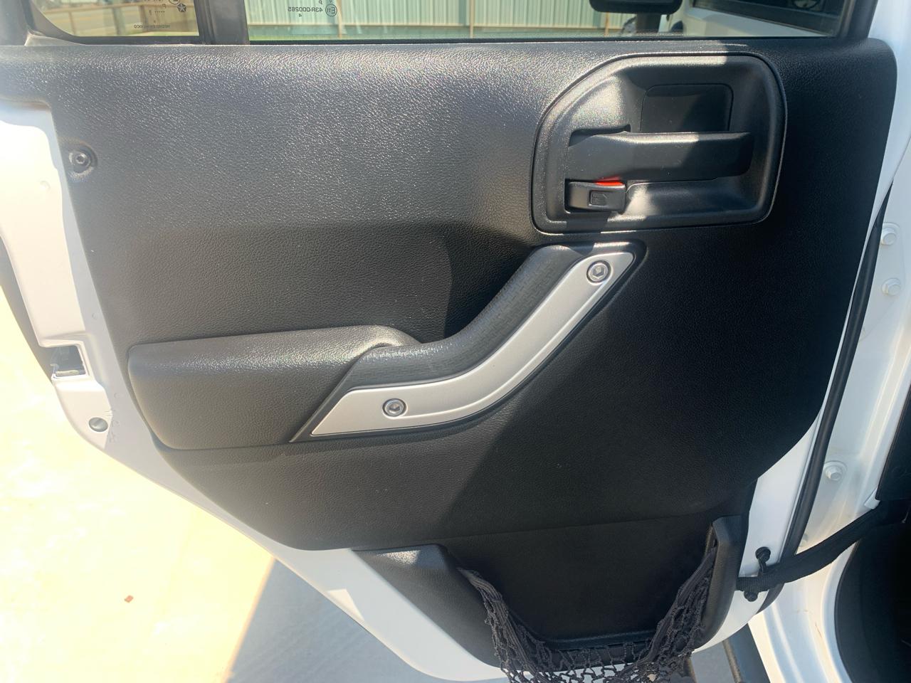 Jeep Wrangler Unlimited 4WD 4dr Rubicon 2015
