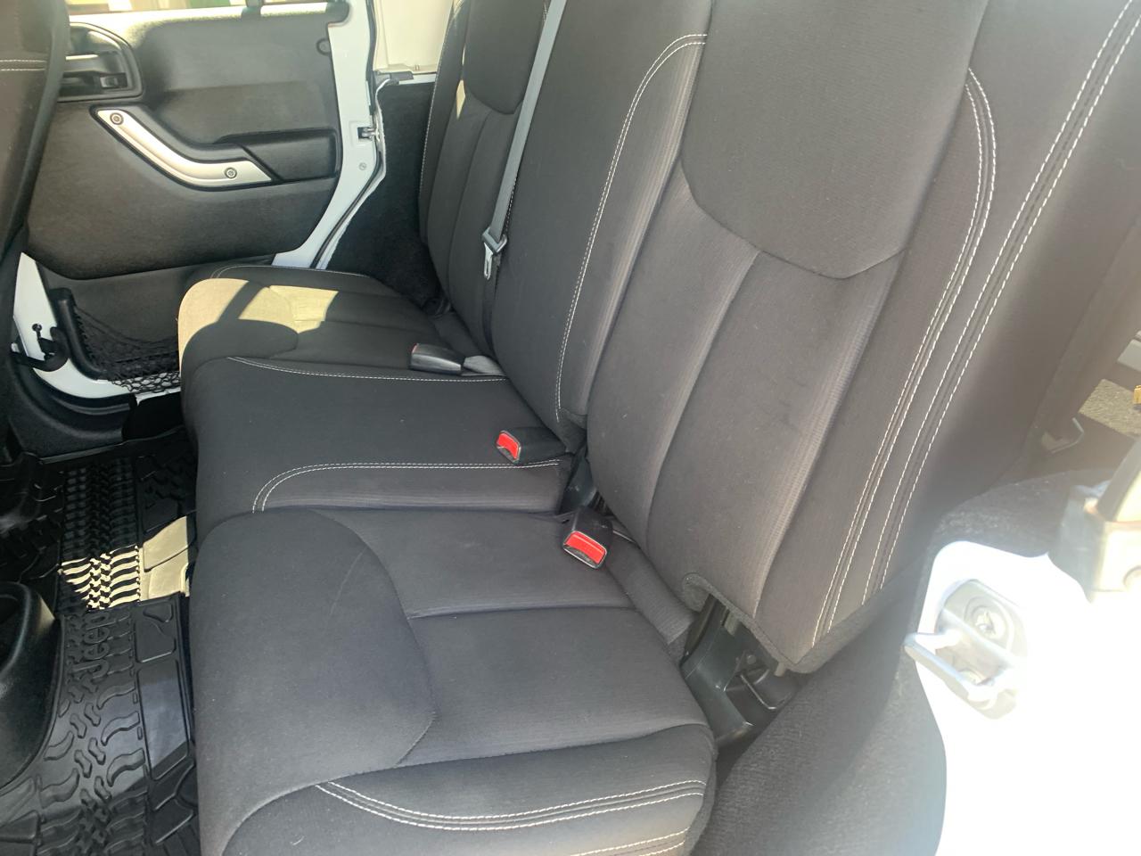 Jeep Wrangler Unlimited 4WD 4dr Rubicon 2015