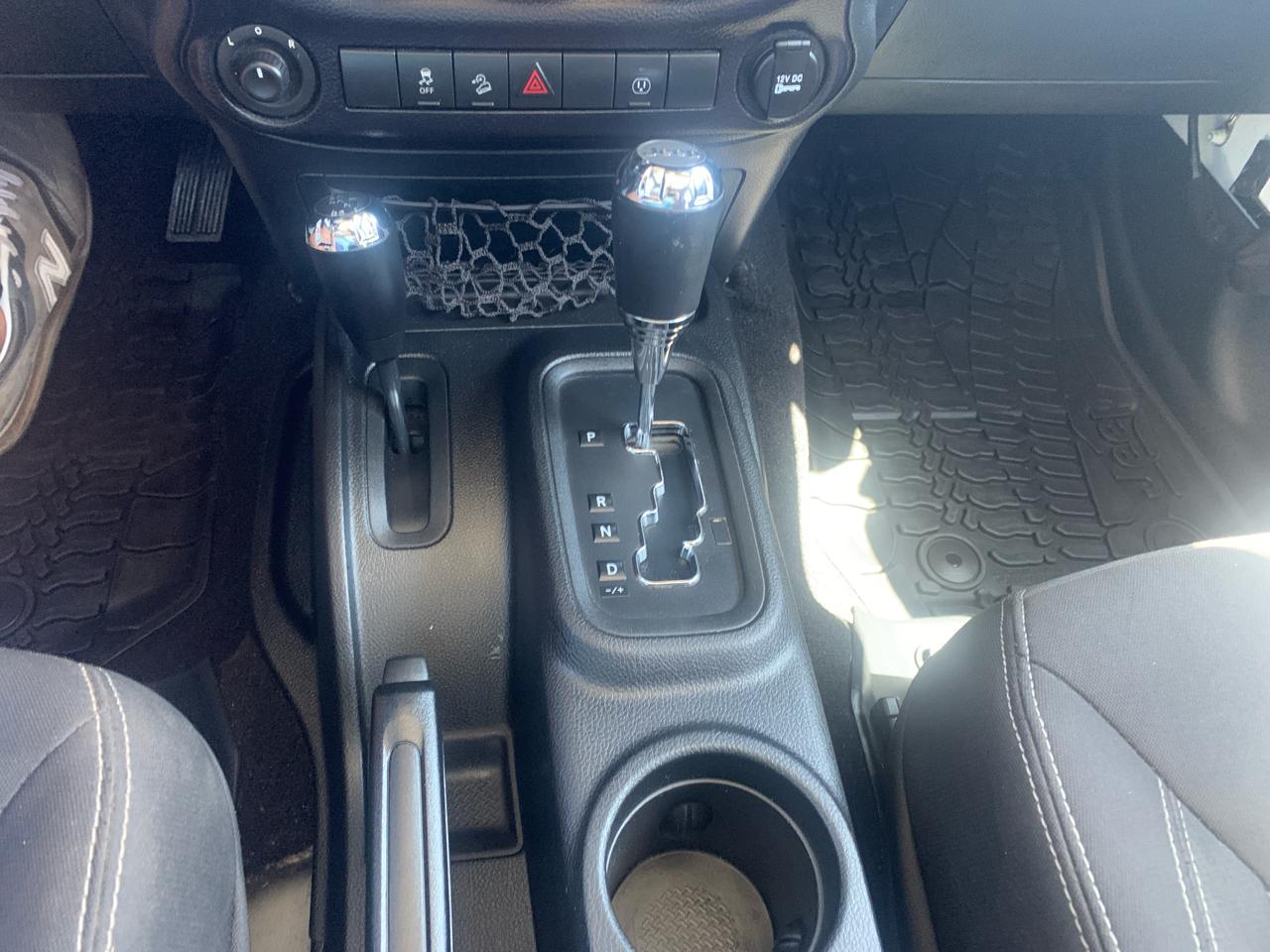 Jeep Wrangler Unlimited 4WD 4dr Rubicon 2015