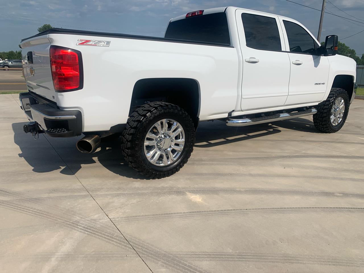 Chevrolet Silverado 2500HD 4WD Crew Cab 153.7" LT 2017