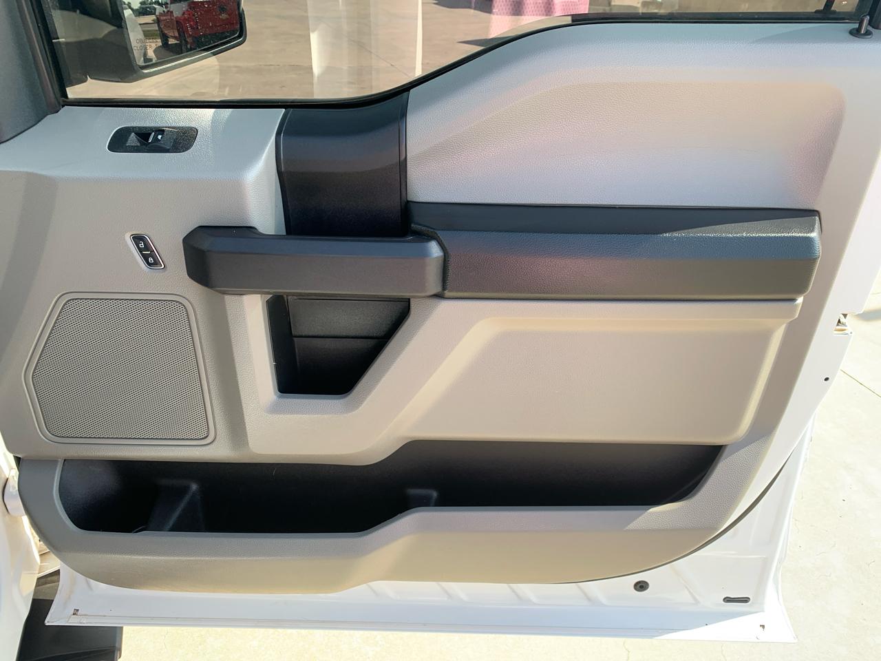 Ford F-150 4WD SuperCrew 139" XL 2016