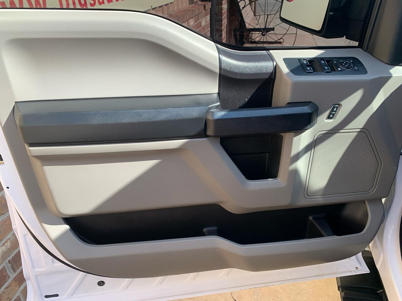 Ford F-150 4WD SuperCrew 139" XL 2016