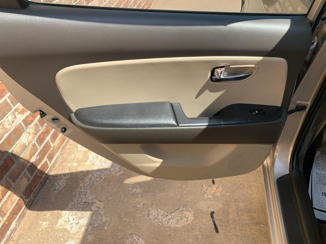 Hyundai Elantra 4dr Sdn Auto GLS PZEV 2010